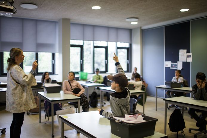 Kunnen De Scholen Eigenlijk Wel Veilig Open Of Worden Het Superverspreiders Binnenland Ad Nl