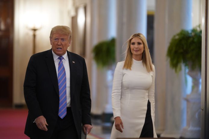 President Donald Trump met zijn dochter en adviseur, Ivanka Trump.