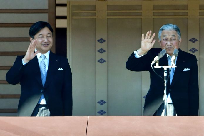 Keizer Akihito (85) treedt morgen af als Japans kezier. Hij wordt opgevolgd door zijn oudste zoon Naruhito (59).  Met de  troonbestijging start Japan een nieuwe jaartelling.