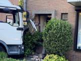 Vrachtwagen richt flinke schade aan in Maastrichtse woning