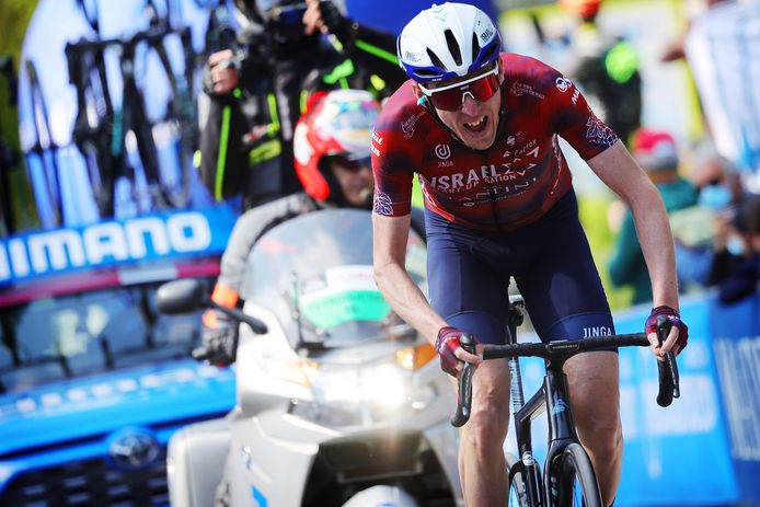 Martin op weg naar de zege in etappe 17.