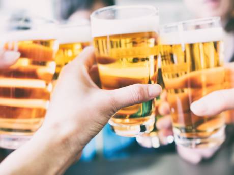 Groen licht voor nieuwe sluitingstijden horeca in Hof van Twente, maar ook strikte handhaving