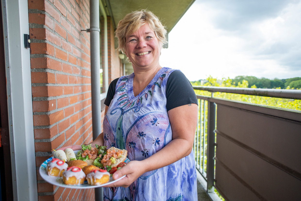 Inge Dekkers uit Breda is een cateringbedrijf begonnen om uit de bijstand te komen. Beeld Roos Pierson