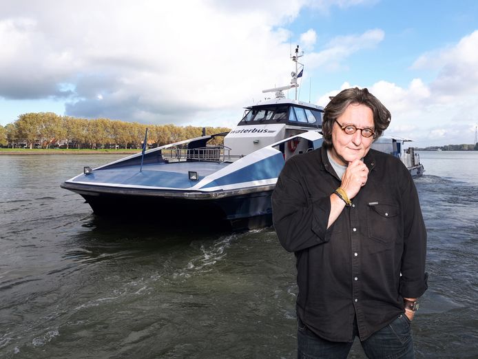 Kees Thies over de waterbus.