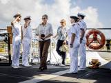 Koninklijke familie reist per marineschip door naar Curaçao