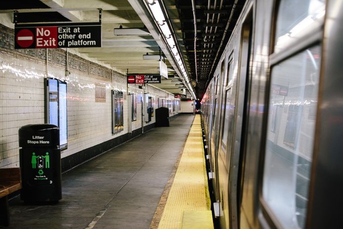 Een leeg metrostation in New York. Foto ter illustratie.