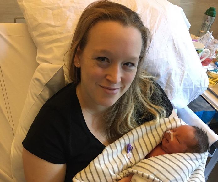 Deze Moeders Kregen Een Kind In Coronatijd Mijn Man Had De Geboorte Bijna Gemist Amersfoort Ad Nl