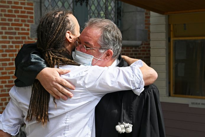 Van Ranst opnieuw gedagvaard door Nederlandse coronascepticus: “En weer ...