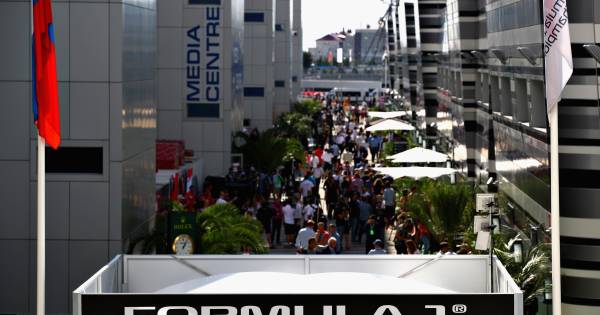 Van Sotsji Naar Suzuka 750 Ton Materiaal In Zeven Boeings Formule 1 Ad Nl