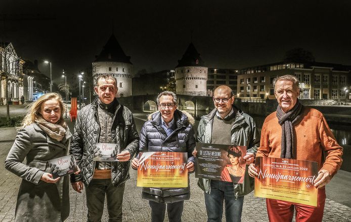 Na de nieuwjaarsconcerten is nu ook operette De Lustige Weduwe afgelast. Musical Oliver blijft overeind. Archiefbeeld van een delegatie van het KKLT, op de verlaagde Leieboorden in Kortrijk