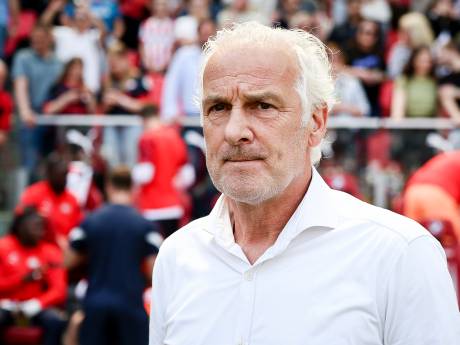 Hoe Fred Rutten de crisis bij PSV nu kan aanpakken