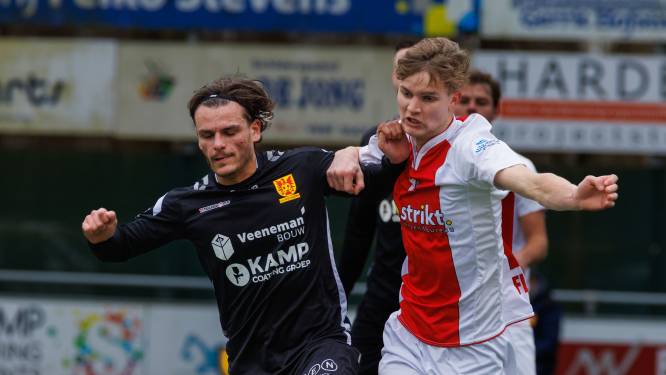 Opgelucht Flevo Boys geniet van jeugdig enthousiasme: ‘Met frivool spel terug naar voetbalplezier’