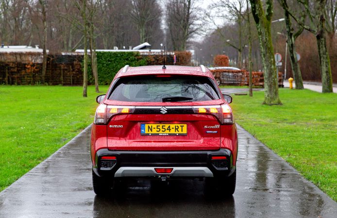 Suzuki S-Cross