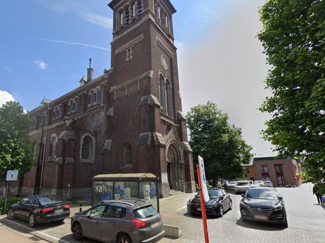 Parkeren aan kerk van Ruisbroek tijdelijk gewijzigd door werken