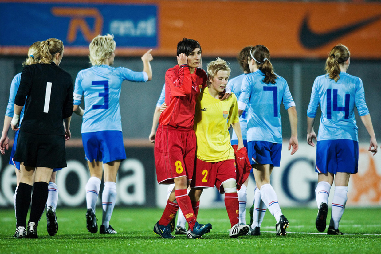 Bij het vorige EK won Oranje met 13-1 van MacedoniÃ« (Guus Dubbelman/ de Volkskrant) Beeld 