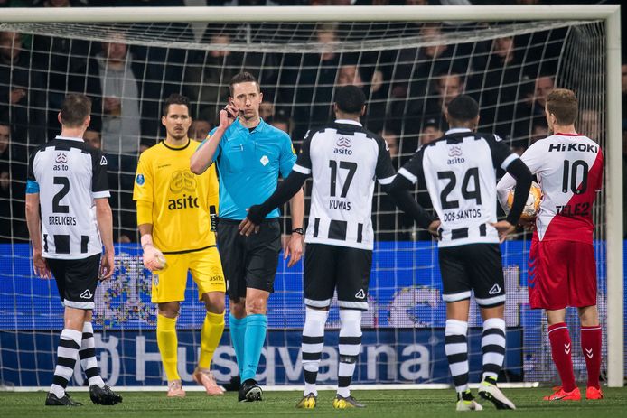 Waarom de KNVB-beker dit seizoen extra waardevol is - Voetbal International