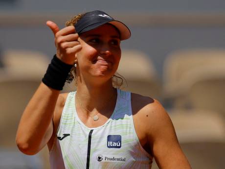 Beatriz Haddad Maia verrast Ons Jabeur en staat in halve finale tegenover Iga Swiatek, Matwé Middelkoop mist eerste kans