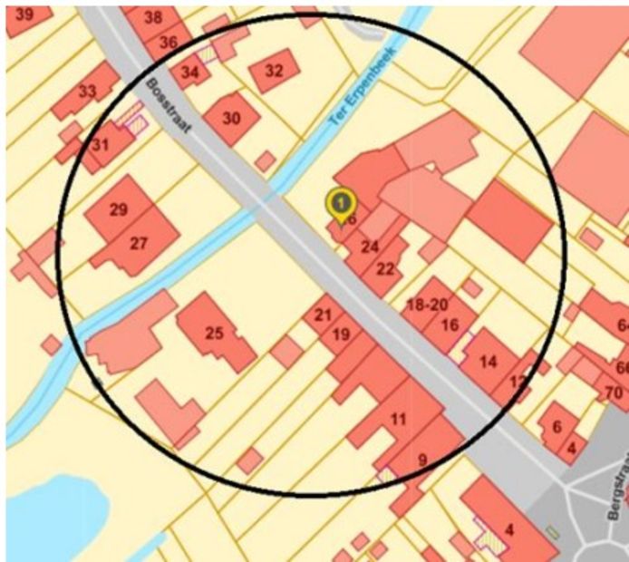 In deze regio rond de brand in de Bosstraat in Mere is er een mogelijk risico op asbestverspreiding.