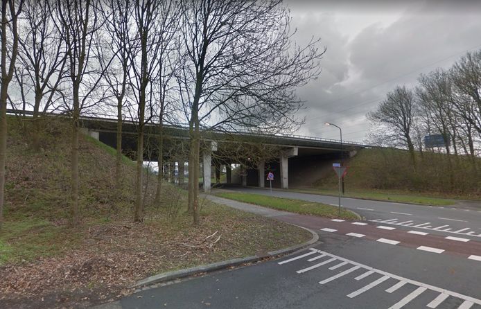 De A1 bij Beekbergen. De Amerikaweg (richting links) ligt er vlakbij.