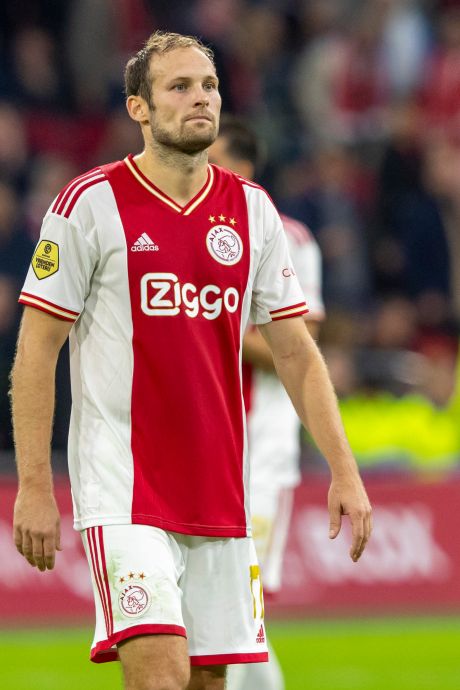 Roulerend Ajax blameert zich wéér tegen Go Ahead Eagles, AZ nieuwe koploper eredivisie