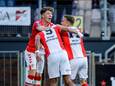 Emmen neemt met zege op NAC eerste horde richting lijfsbehoud en staat in finale play-offs