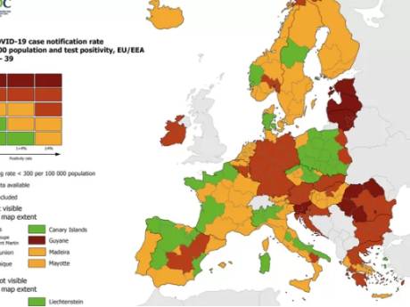 Bruxelles baisse d’un cran sur la carte européenne, plusieurs régions françaises repassent au vert
