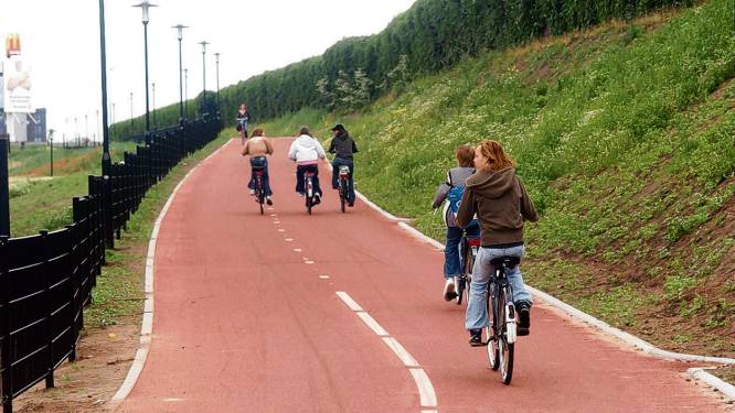 Gemeenten en provincie zetten vaart achter snelfietsroute Amersfoort - Hilversum