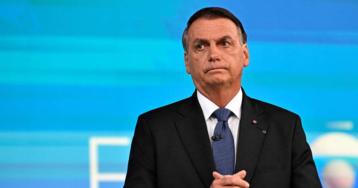 Bolsonaro Testifies in Jewelry Scandal, Saudi Arabia Donated $3.2 Million Jewelry Collection |  outside