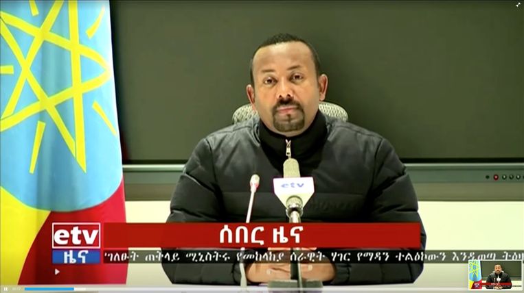 Premier Abiy Ahmed kondigde in een tv-speech 'luchtaanvallen die niet gericht zijn tegen burgers' aan op de regio Tigray. Beeld REUTERS