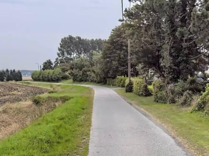 Wielertoerist levensgevaarlijk gewond na aanrijding met tractor in Watervliet: “Ook tweede fietser zwaargewond”