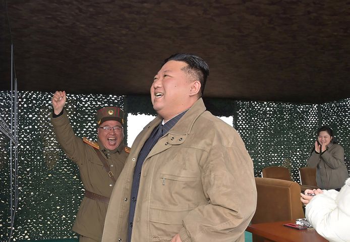 De Noord-Koreaanse dictator Kim Jong-un bij de lancering van de ‘Hwasong-17'-langeafstandsraket vorige week vrijdag.