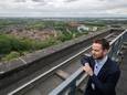 Wethouder Arjen van Drunen kijkt over Breda, een stad die in de komende jaren flink gaat veranderen