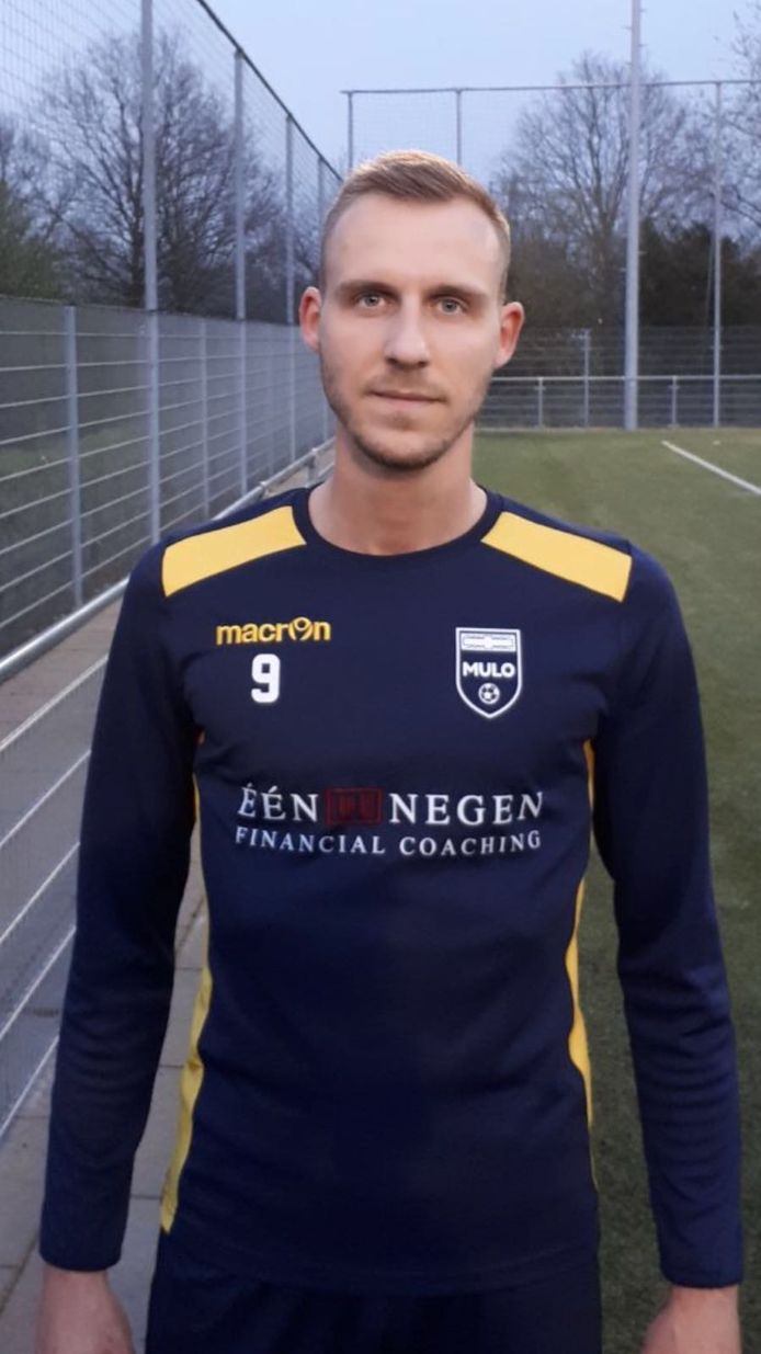 Pim Heeren van MULO naar MierloHout Amateurvoetbal ed.nl