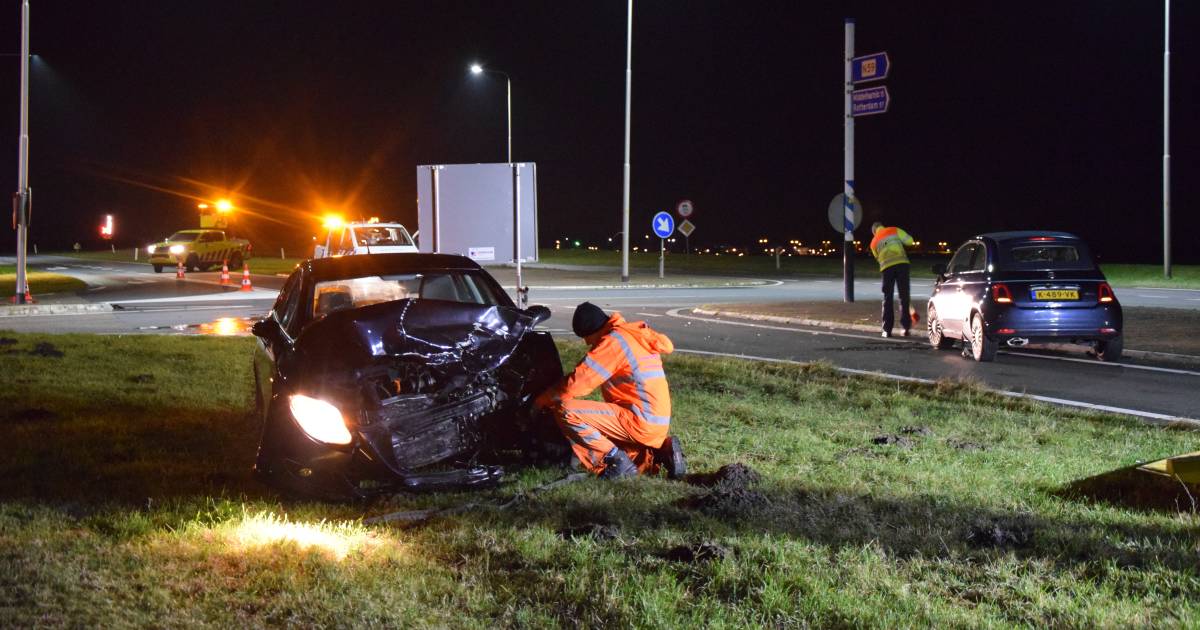 Twee gewonden bij botsing in Bruinisse.