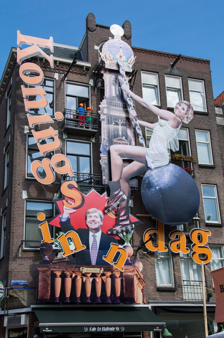 Dit was 10 jaar gevelversiering van De Blaffende Vis | Het Parool