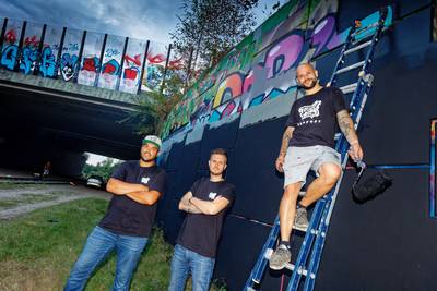Graffiti bij Tunnelvision, met overleden Jan Pennings in het achterhoofd