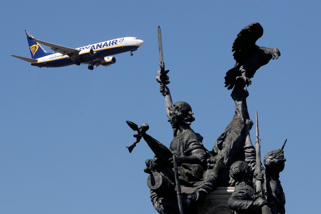 Ryanair verwacht dat het verlies over het afgelopen jaar uitkomt tussen de 800 en 850 miljoen euro. Beeld AP
