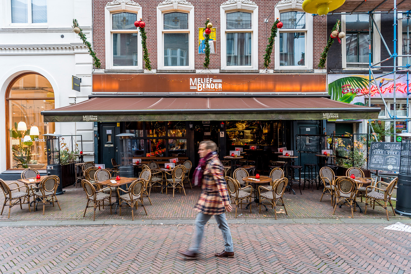 Melief Bender aan de Oude Binnenweg is het oudste café van Rotterdam.