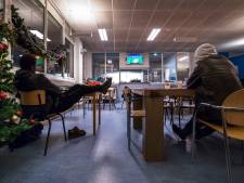 ‘In Tilburg slaapt niemand op straat’: daklozen in hotels en vakantiehuizen