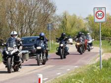 ‘Op mijn dijk valt met goed fatsoen niet lekker rustig te wandelen’