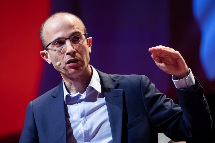 Israëlische historicus en schrijver Yuval Noah Harari in de Lotto Arena.