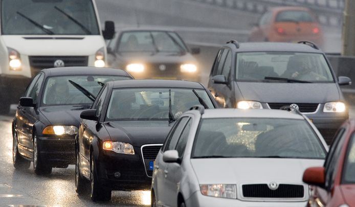 Beeld ter illustratie: auto's in de file