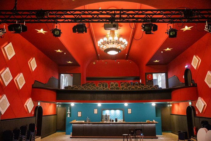 De renovatie van het Cantine-theater in Budel-Dorplein is zo goed als afgerond.