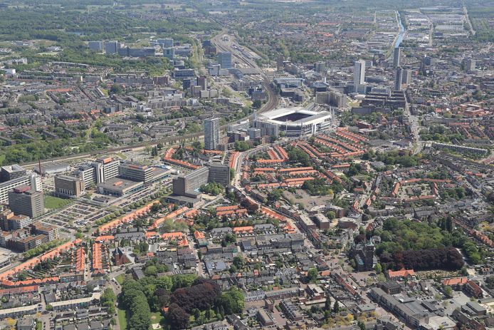 De aantrekkelijkheid van Eindhoven is het kleinschalige dorps-stedelijke netwerk. Die kwaliteit moet worden versterkt.