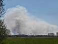 Grote brand in Belgisch natuurgebied net over de grens bij Zundert, Chinooks van Gilze-Rijen ingezet