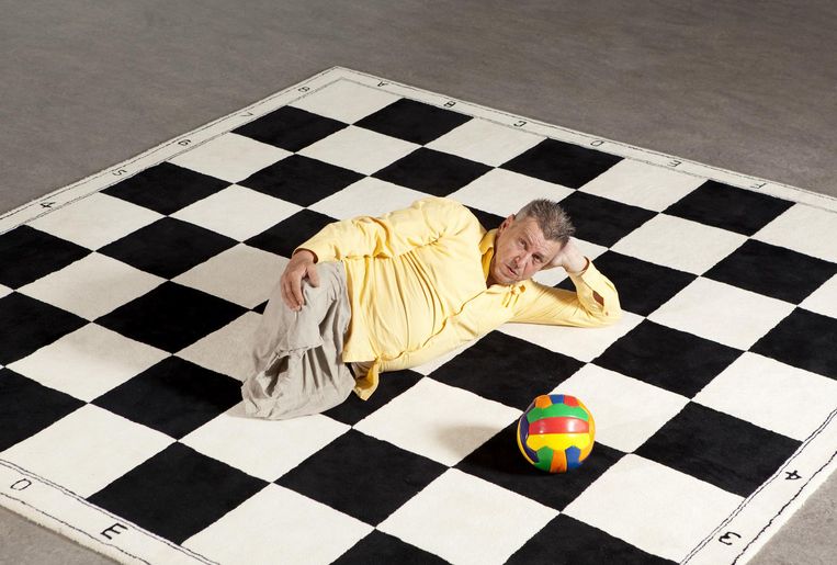 Rob Scholte poseert voor het Volkskrant Magazine eerder dit jaar Beeld Jaap Scheeren