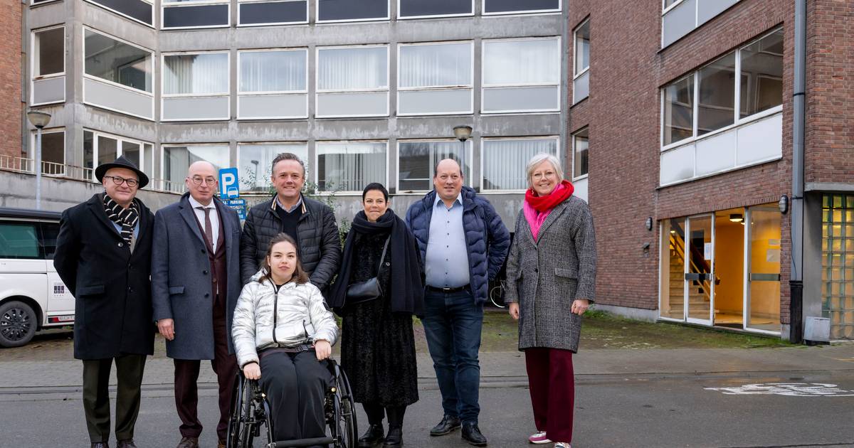 Vzw Toontjeshuis krijgt oud gemeentehuis in erfpacht om het nieuwe