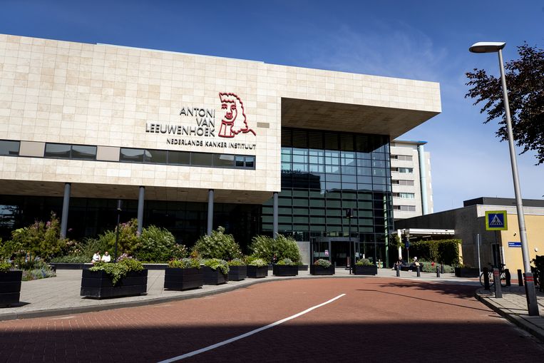 Het Antoni van Leeuwenhoek gaat samenwerken met Amsterdam UMC. De ziekenhuizen hebben beide hun eigen specialistische deelgebieden bij het verlenen van kankerzorg. Beeld ANP