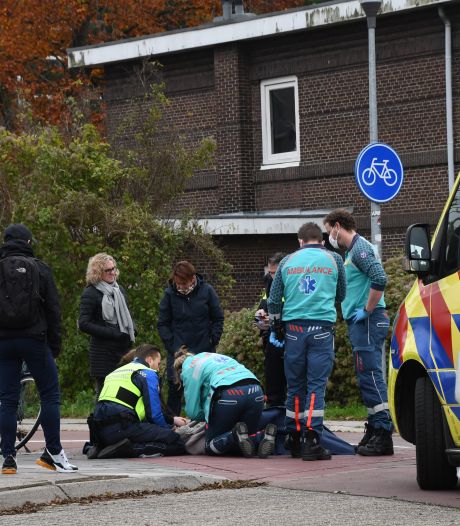 Dalfsenaar weet er niets meer van dat hij in Zwolle frontaal op fietser botst, die zwaargewond raakt: ‘Vier uur van de film kwijt’