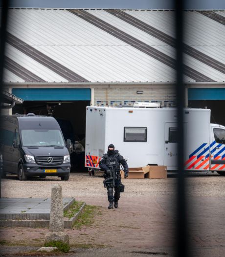Zuid-Amerikaanse verdachten van megadrugslab in Arnhem moeten in cel blijven vanwege vluchtgevaar

